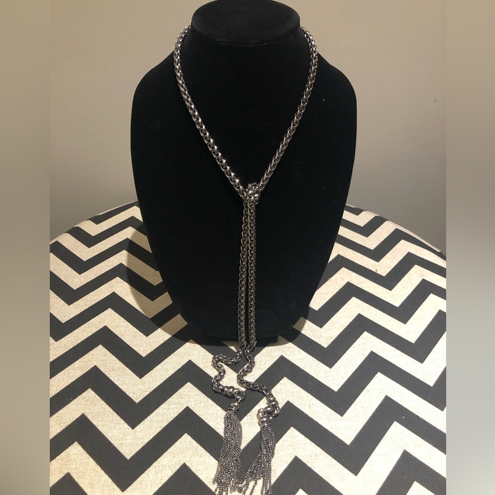 Silver coloured chain necklace